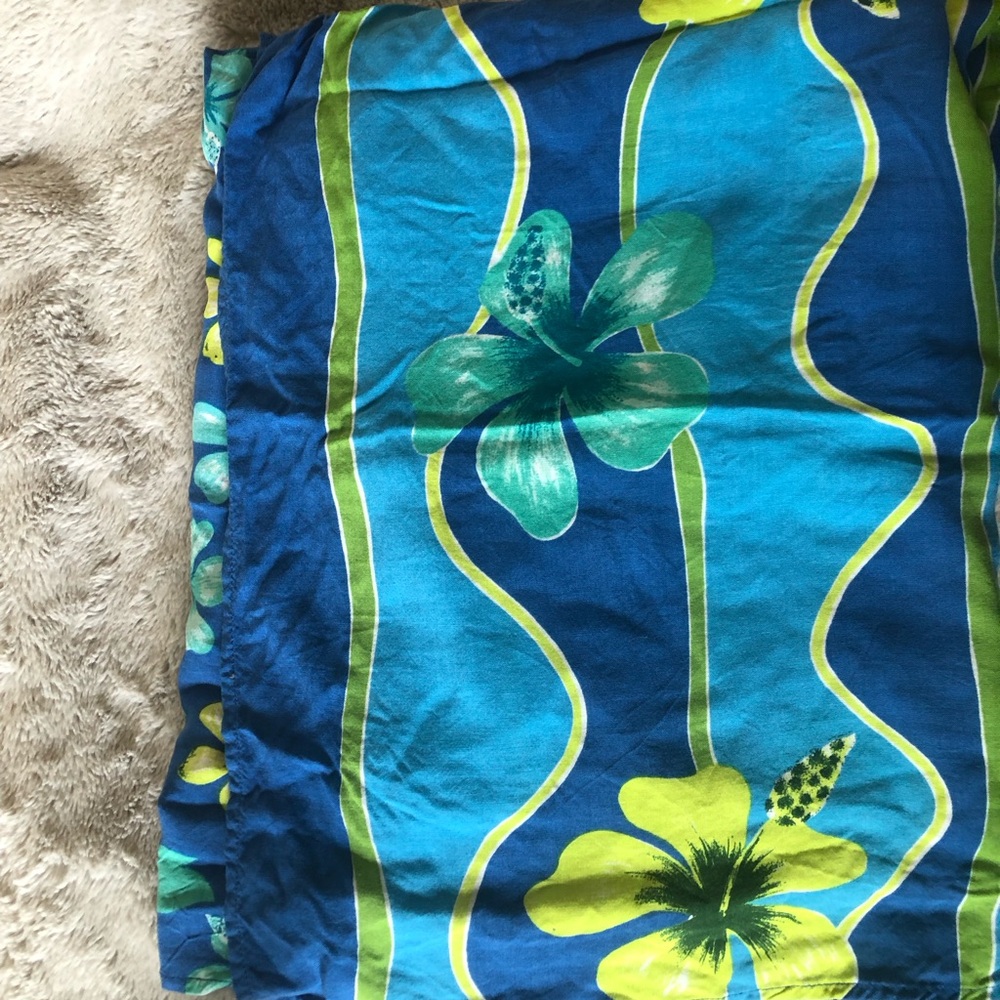 Diane Von Furstenberg Bright Floral Blue Beach Sarong